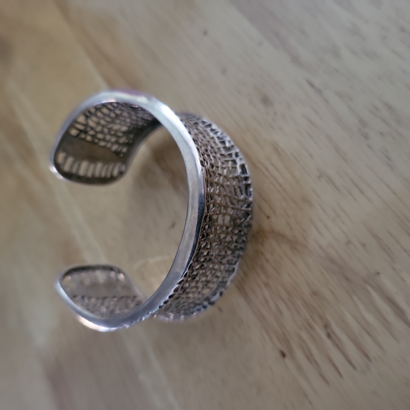 Silpada 925 Sterling Silver Cuff Bracelet Mesh Design - Picture 5 of 9